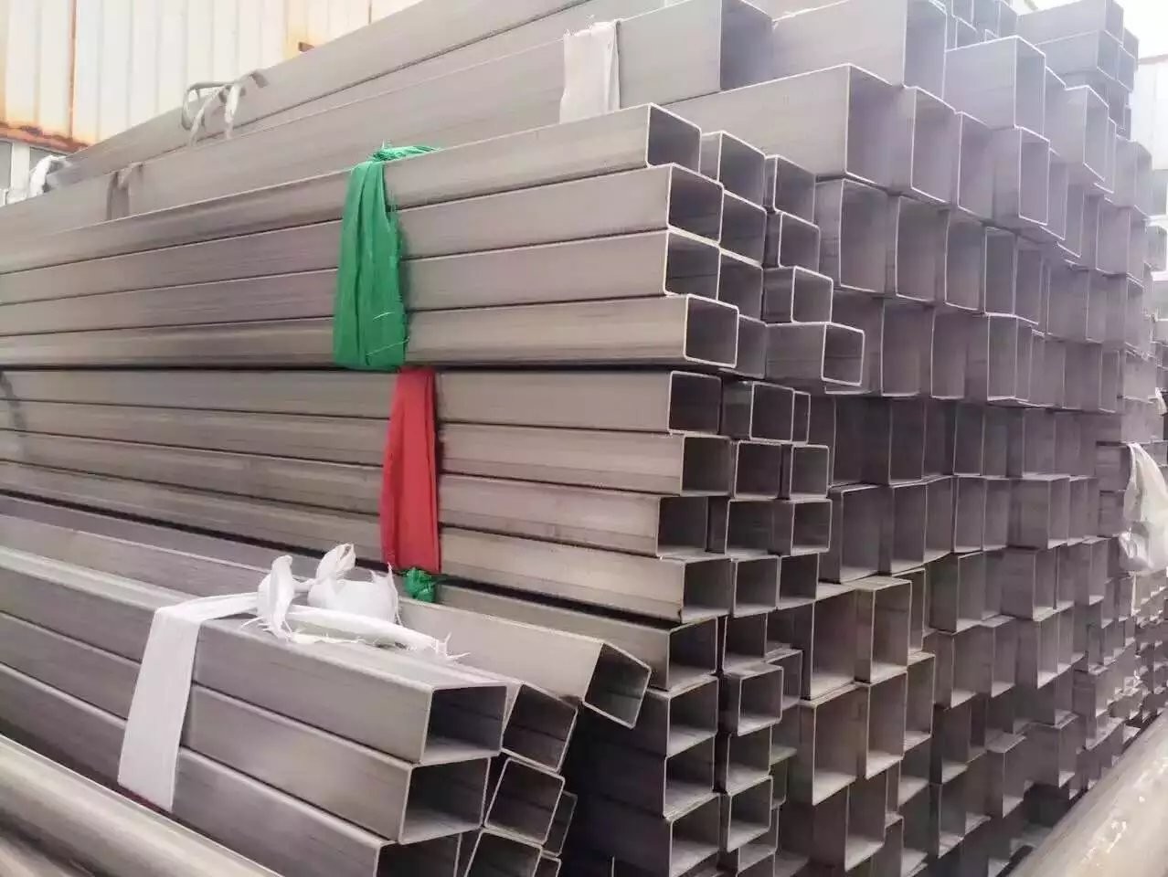 TP304不銹鋼管化成分是多少？